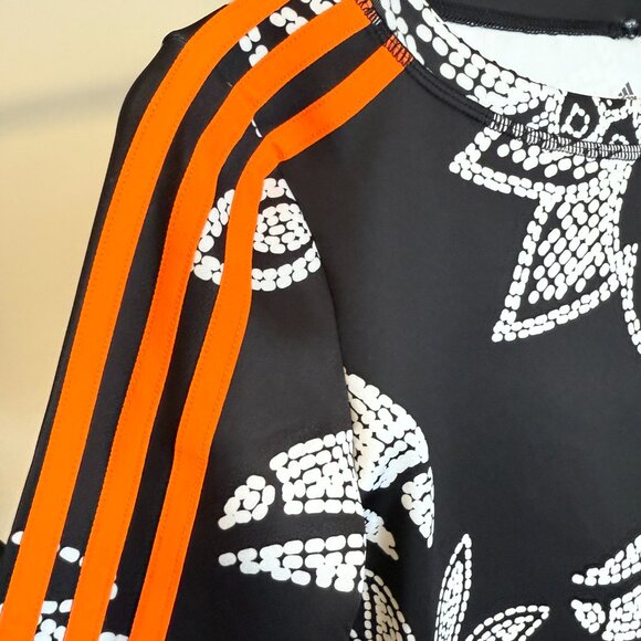 NWT Adidas X Farm Rio Crop Top Long Sleeve Aeroready Floral Black White S - Picture 13 of 14